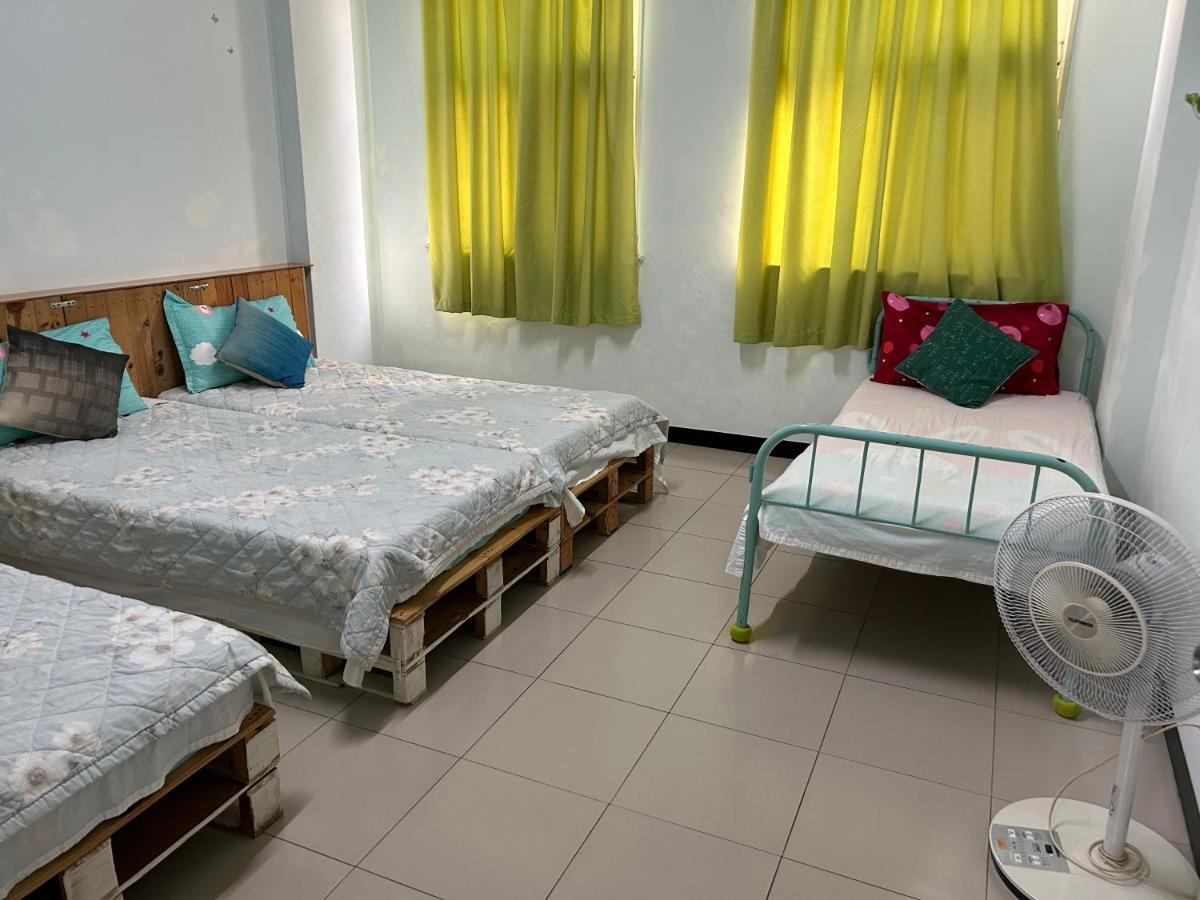 Golden House Apartment Tainan Exterior photo
